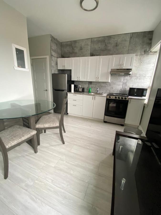 Le Convivial Apartamento Rouyn Exterior foto