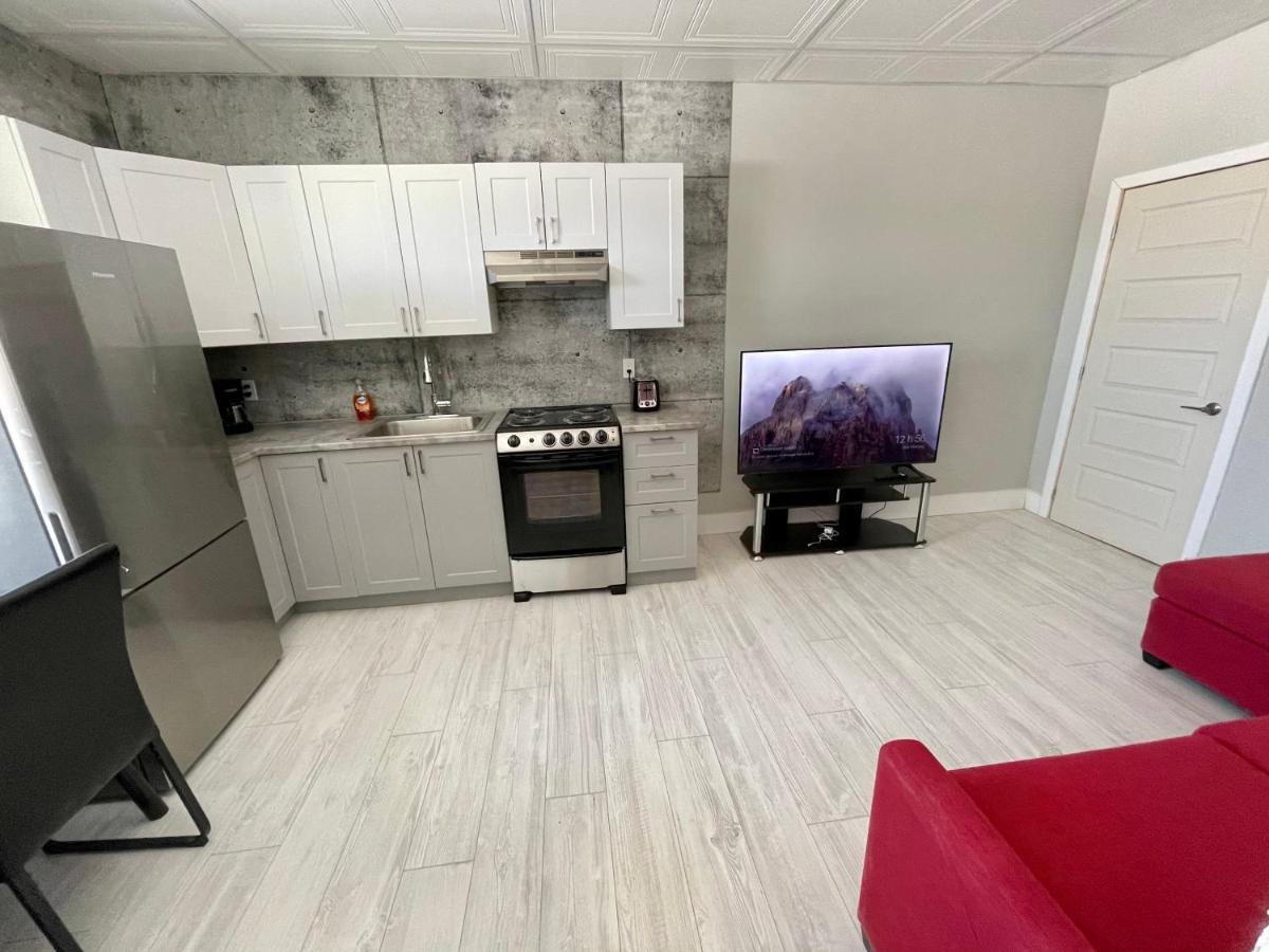 Le Convivial Apartamento Rouyn Exterior foto