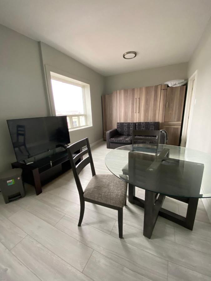Le Convivial Apartamento Rouyn Exterior foto